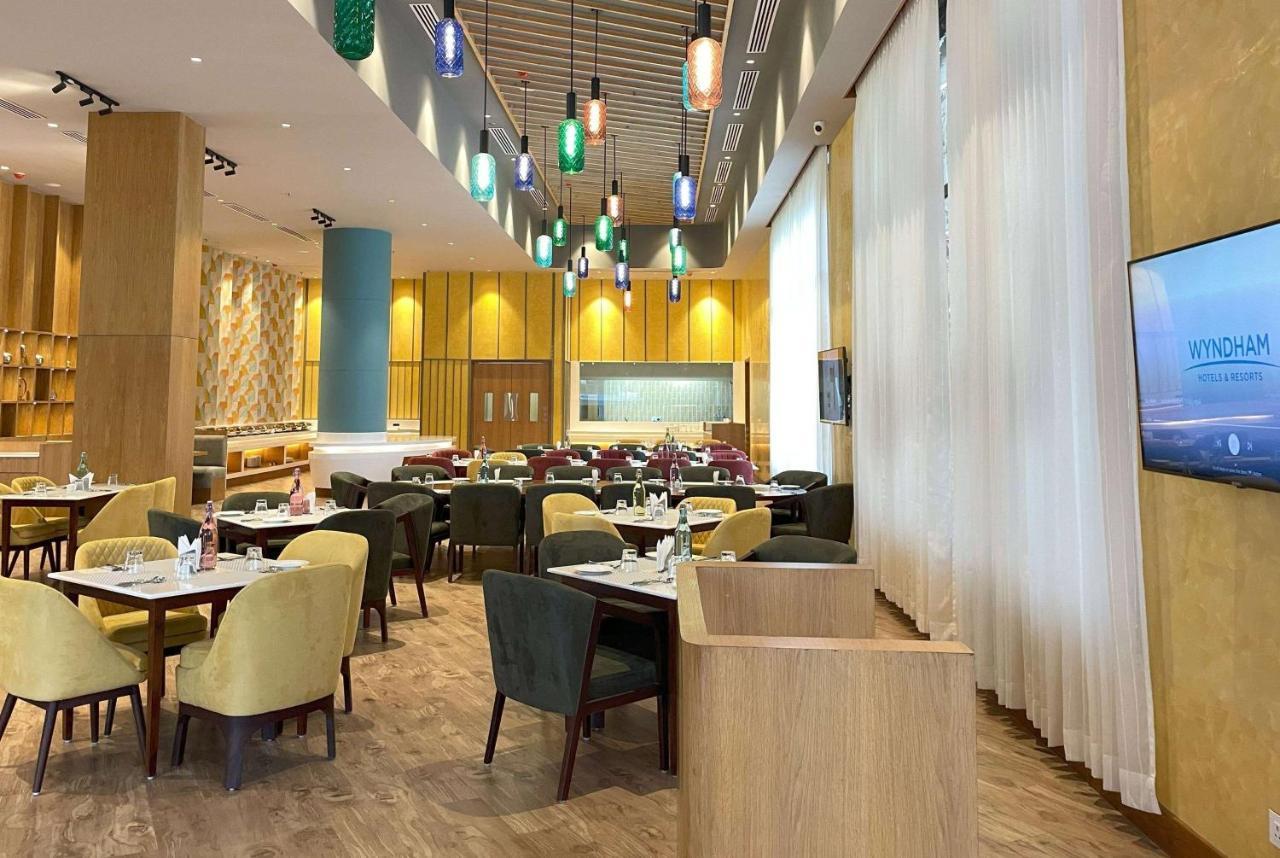 Ramada Encore By Wyndham Amritsar Airport Extérieur photo