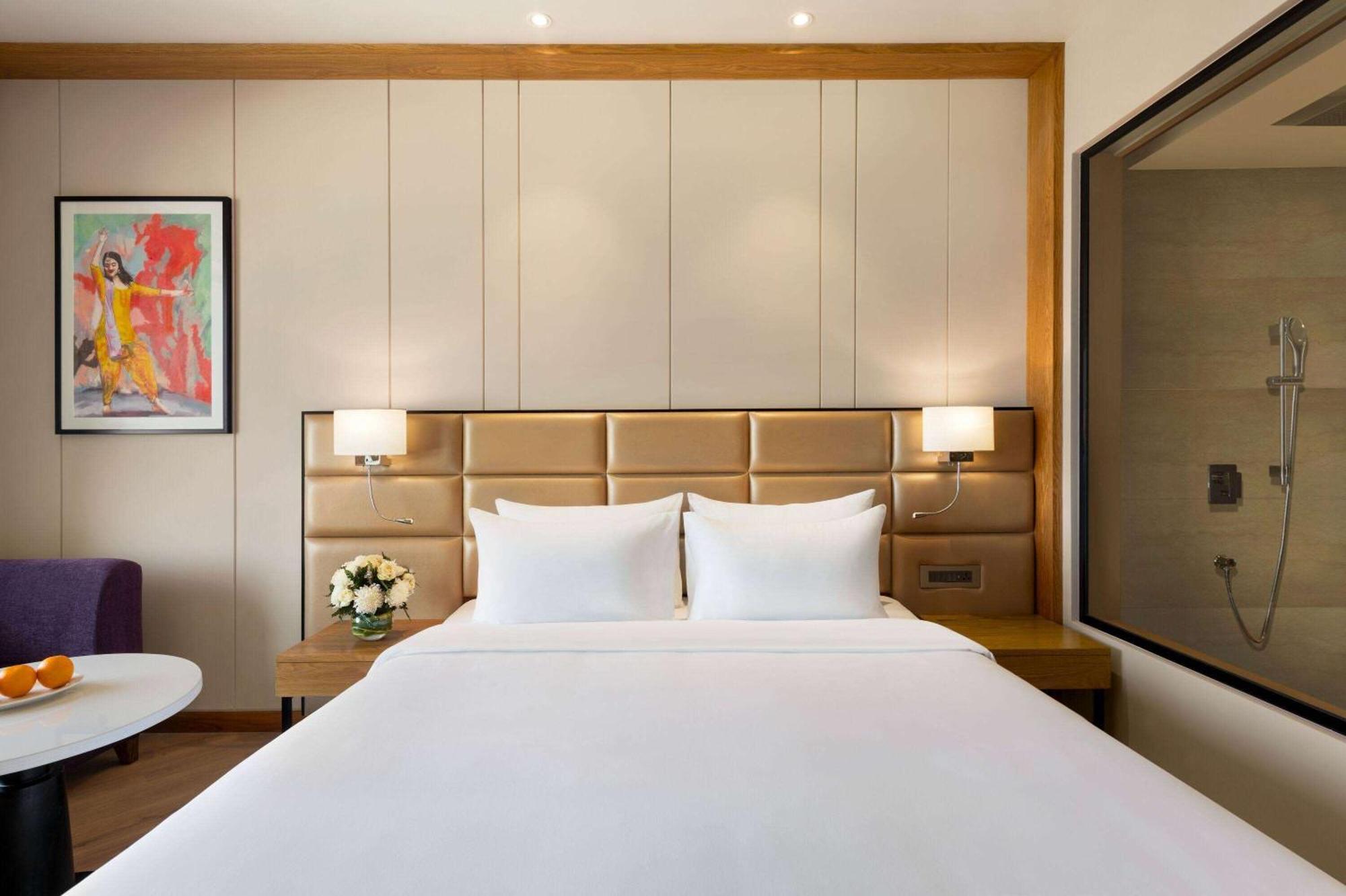 Ramada Encore By Wyndham Amritsar Airport Extérieur photo