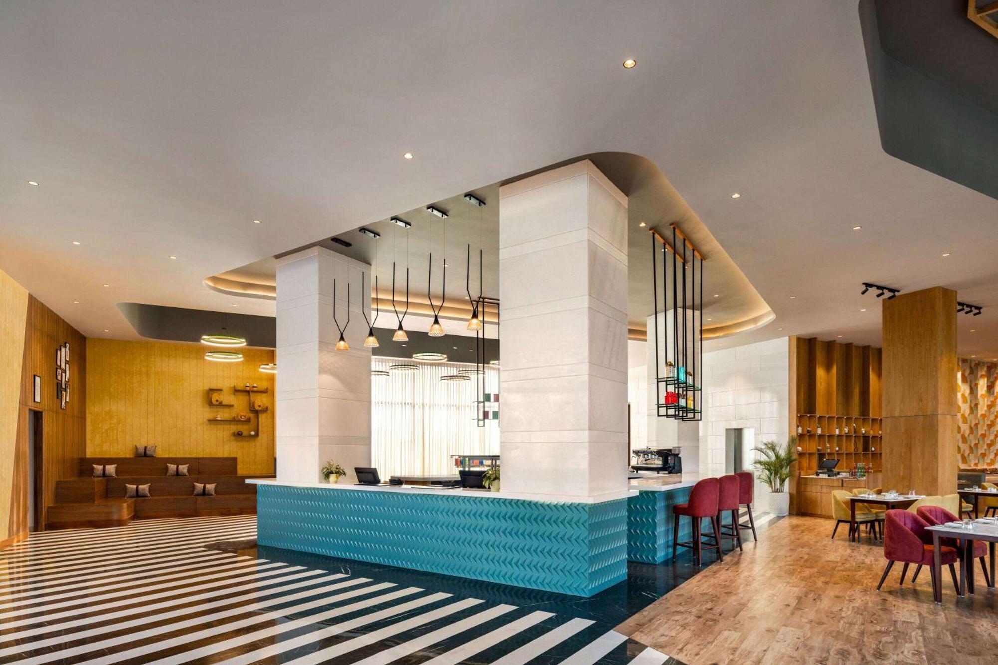 Ramada Encore By Wyndham Amritsar Airport Extérieur photo